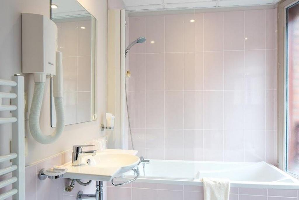 Hotel Ours Blanc - Wilson Τουλούζη Εξωτερικό φωτογραφία